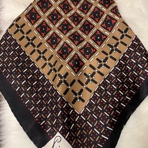 Pierre Cardin spot Paris scarf 🍀🍀🍀